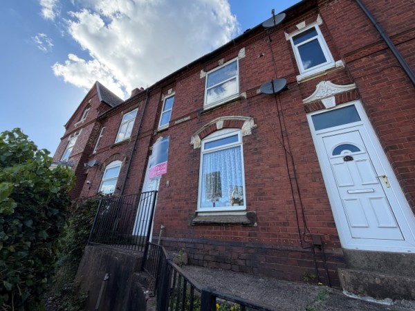  14c Church Hill, Brierley Hill, West Midlands, DY5 3PY, UK - EAID:1441338362, BID:1924180