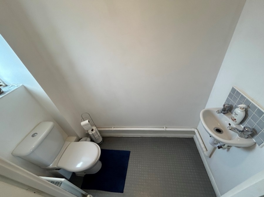Images for 26 Roundhills Road, Halesowen, West Midlands, B62 9SB, UK