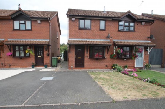 View Full Details for 47 Round Street, Dudley, West Midlands, DY2 9EB, UK