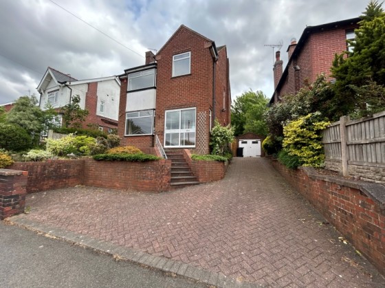 View Full Details for 131a Hagley Road, Halesowen, West Midlands, B63 4QE, UK