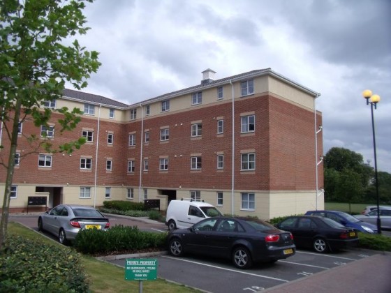 View Full Details for 30 Cavalier Drive, Halesowen, West Midlands, B63 4SQ, UK