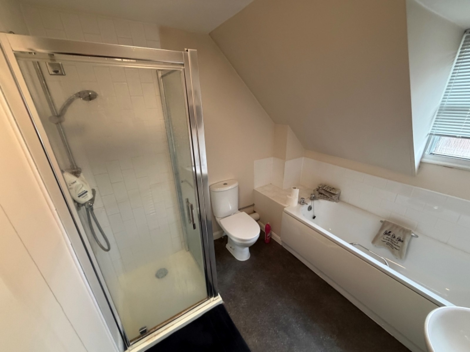 Images for Flat 3 Newton Court, 10 Earls Way, Halesowen, West Midlands, B63 3HR, UK