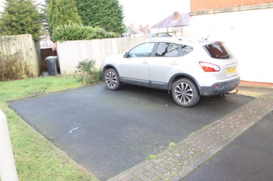 Images for 4 The Thatchers, Halesowen, West Midlands, B62 9DB, UK