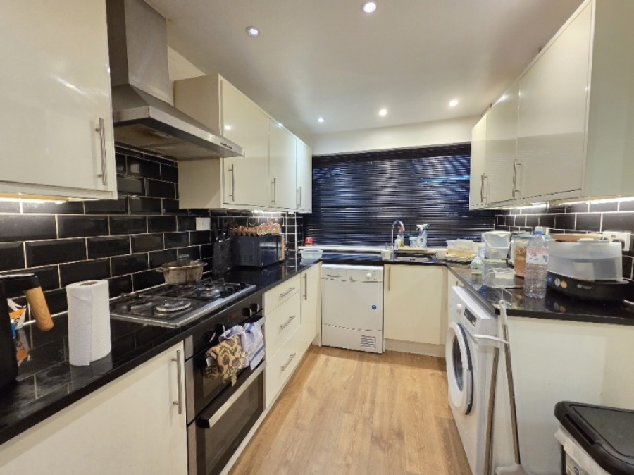 Images for 28 Loughton Grove, Halesowen, West Midlands, B63 4BS, UK