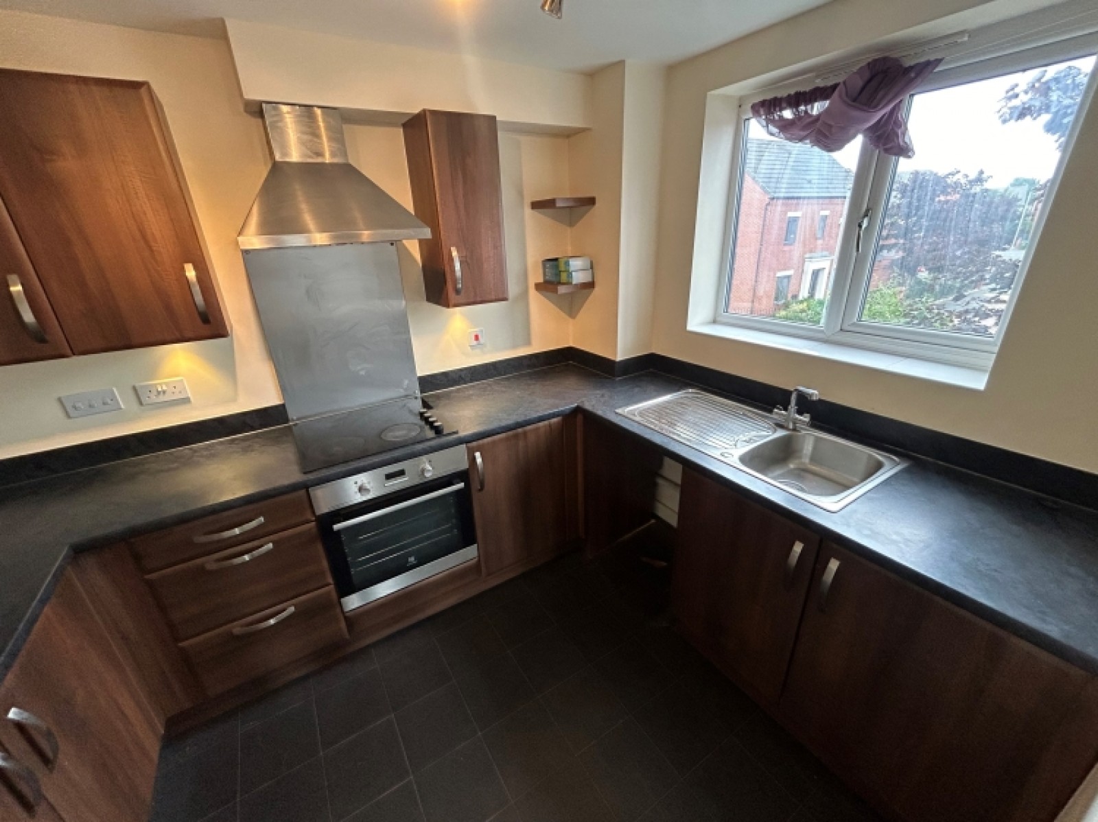 Images for 26 Rockford Place, Wolverhampton, WV2 2BN, UK