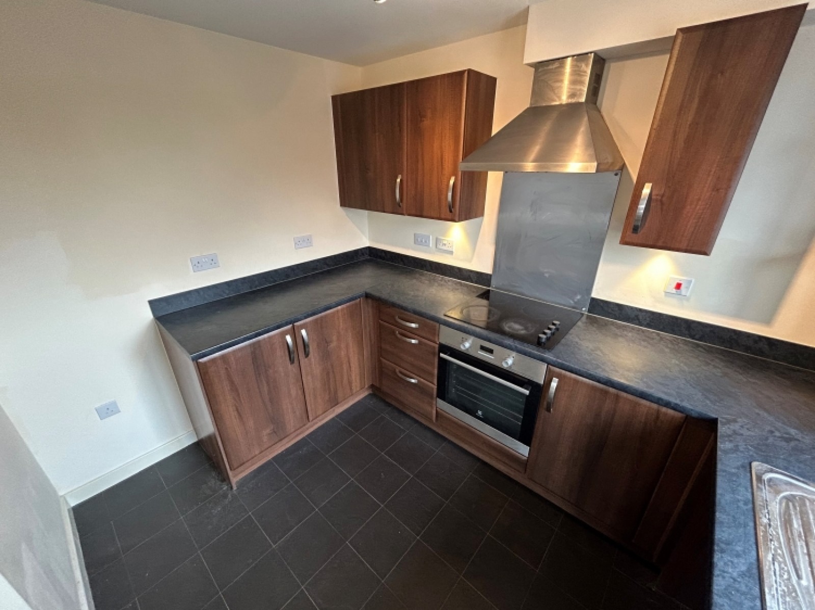 Images for 26 Rockford Place, Wolverhampton, WV2 2BN, UK