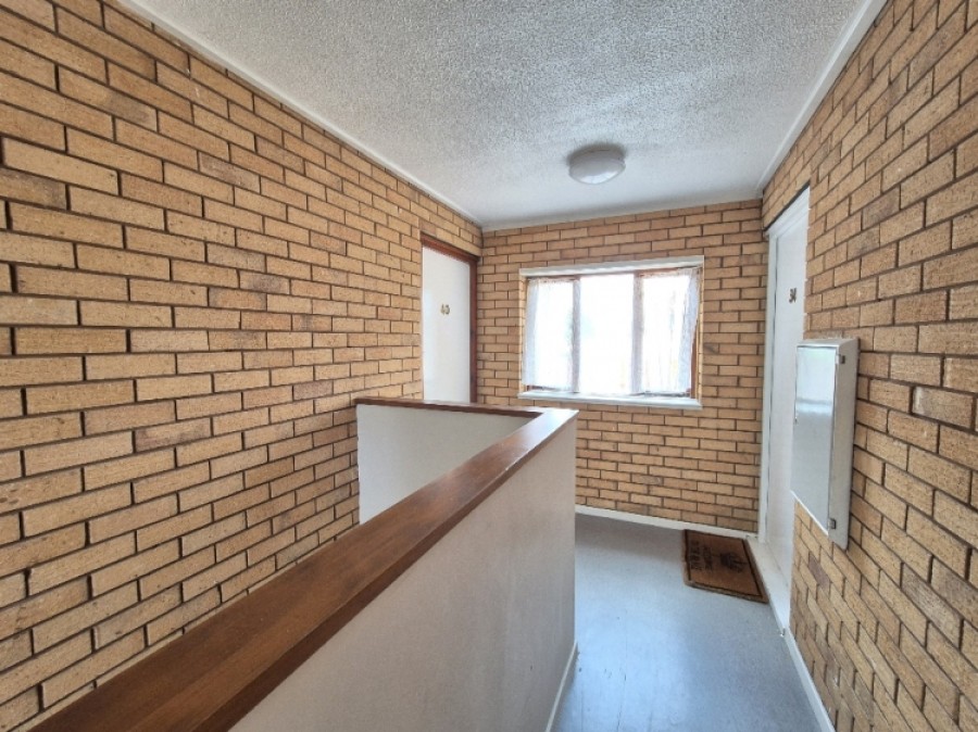 Images for 40 Windsor View, Birmingham, West Midlands, B32 4DB, UK