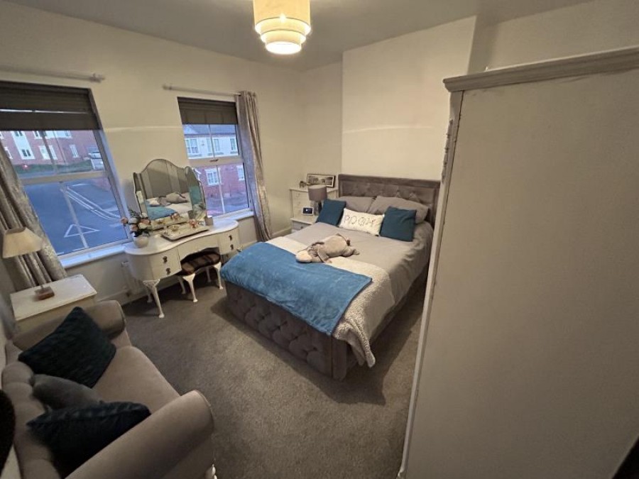 Images for 124 High Street Quarry Bank, Brierley Hill, West Midlands, DY5 2AG, UK