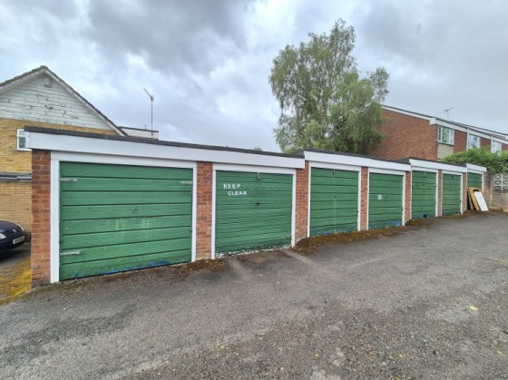 View Full Details for 30 Pippin Avenue, Halesowen, West Midlands, B63 2PW, UK