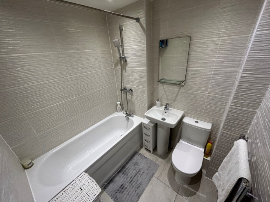 Images for 40 Thomson Grove, Halesowen, West Midlands, B62 9JU, UK