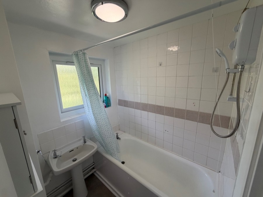 Images for 3 Oakwood Court Bundle Hill, Halesowen, B63 4AR, UK