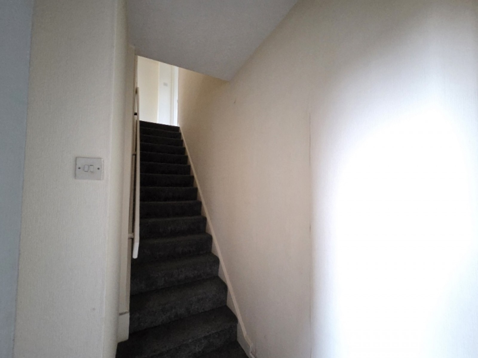 Images for 109a Kent Road, Halesowen, West Midlands, B62 8PB, UK