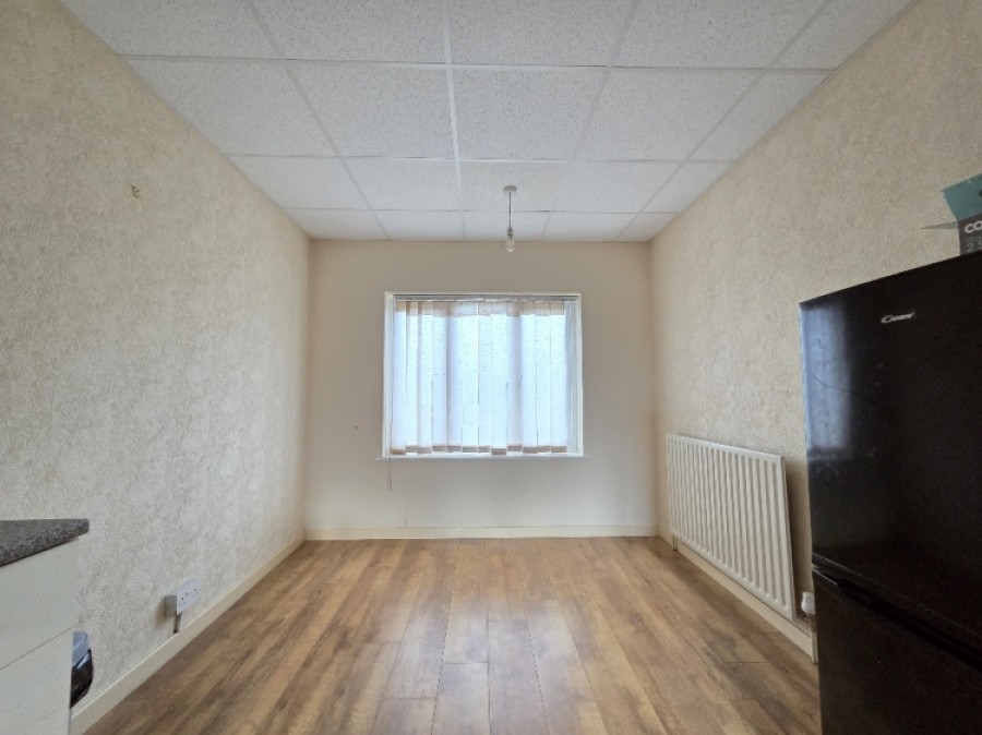 Images for 109a Kent Road, Halesowen, West Midlands, B62 8PB, UK