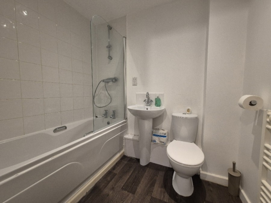 Images for 26 The Link Portway Road, Rowley Regis, West Midlands, B65 9DB, UK