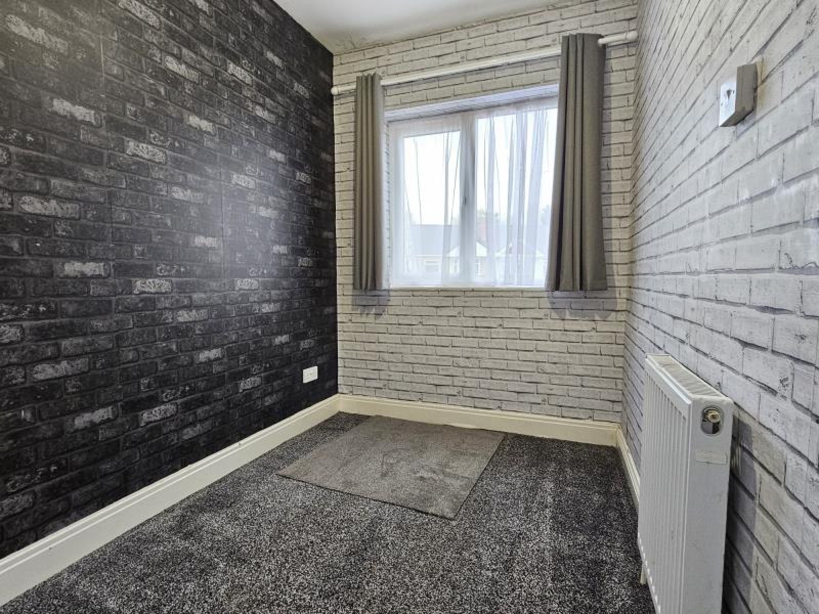 Images for 23 Greenhill Road, Halesowen, West Midlands, B62 8HA, UK