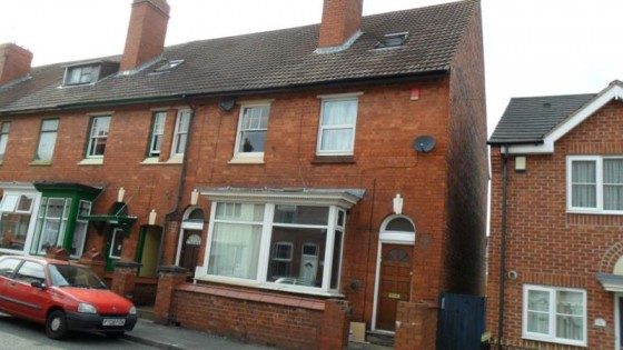 View Full Details for 21 Mount Street, Halesowen, West Midlands, B63 4NU, UK