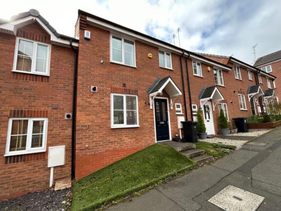 View Full Details for 31 Brett Young Close, Halesowen, West Midlands, B63 3BJ, UK