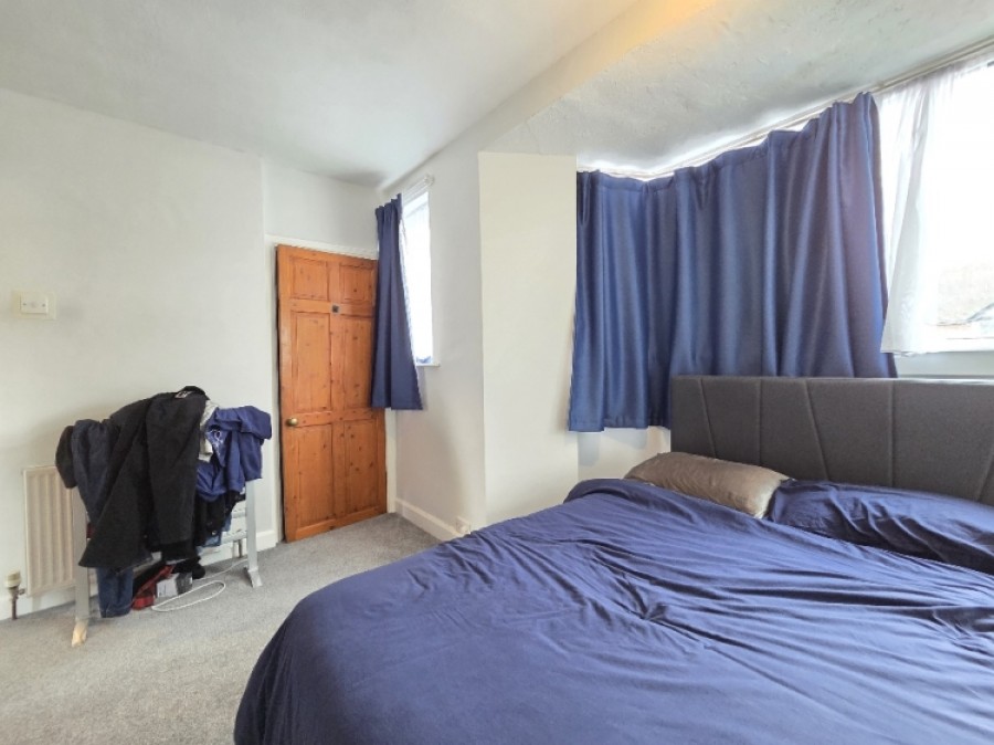 Images for 172 Worlds End Lane Quinton, Birmingham, B32 1JU, UK