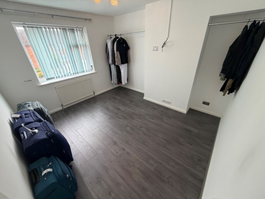 Images for 19 Fatherless Barn Crescent, Halesowen, West Midlands, B63 2ET, UK