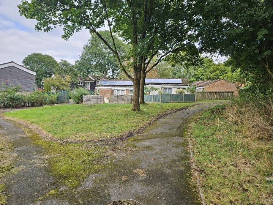 Images for 36 Plough Avenue, Birmingham, West Midlands, B32 3TQ, UK