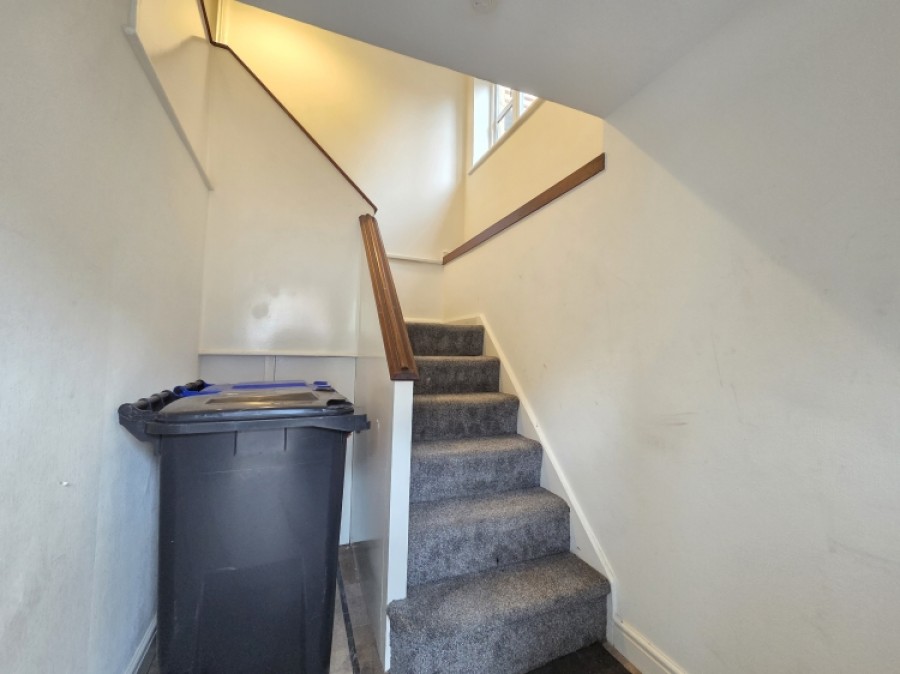 Images for Flat 1 4-6 High Street, Cheadle, Stoke-on-Trent, Staffordshire, ST10 1AF, UK