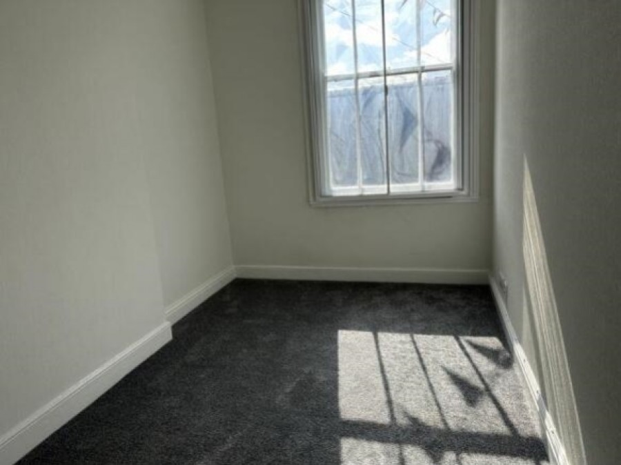 Images for Flat 1 4-6 High Street, Cheadle, Stoke-on-Trent, Staffordshire, ST10 1AF, UK