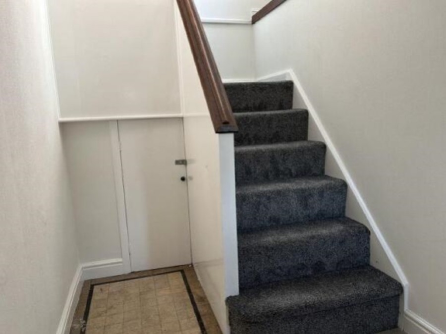 Images for Flat 1 4-6 High Street, Cheadle, Stoke-on-Trent, Staffordshire, ST10 1AF, UK
