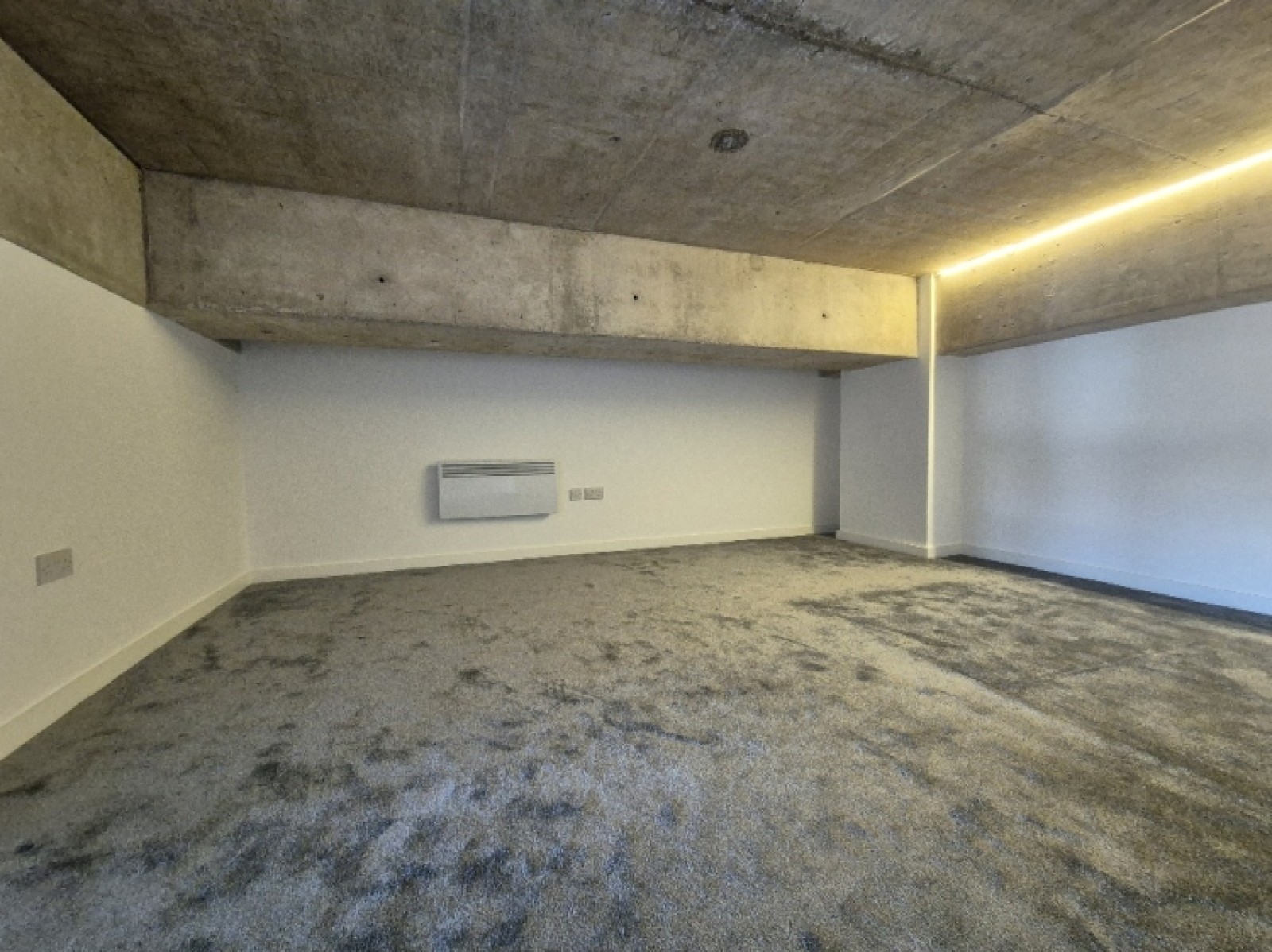 Images for Flat 24 Metro Court, 150 High Street, West Bromwich, West Midlands, B70 6JJ, UK