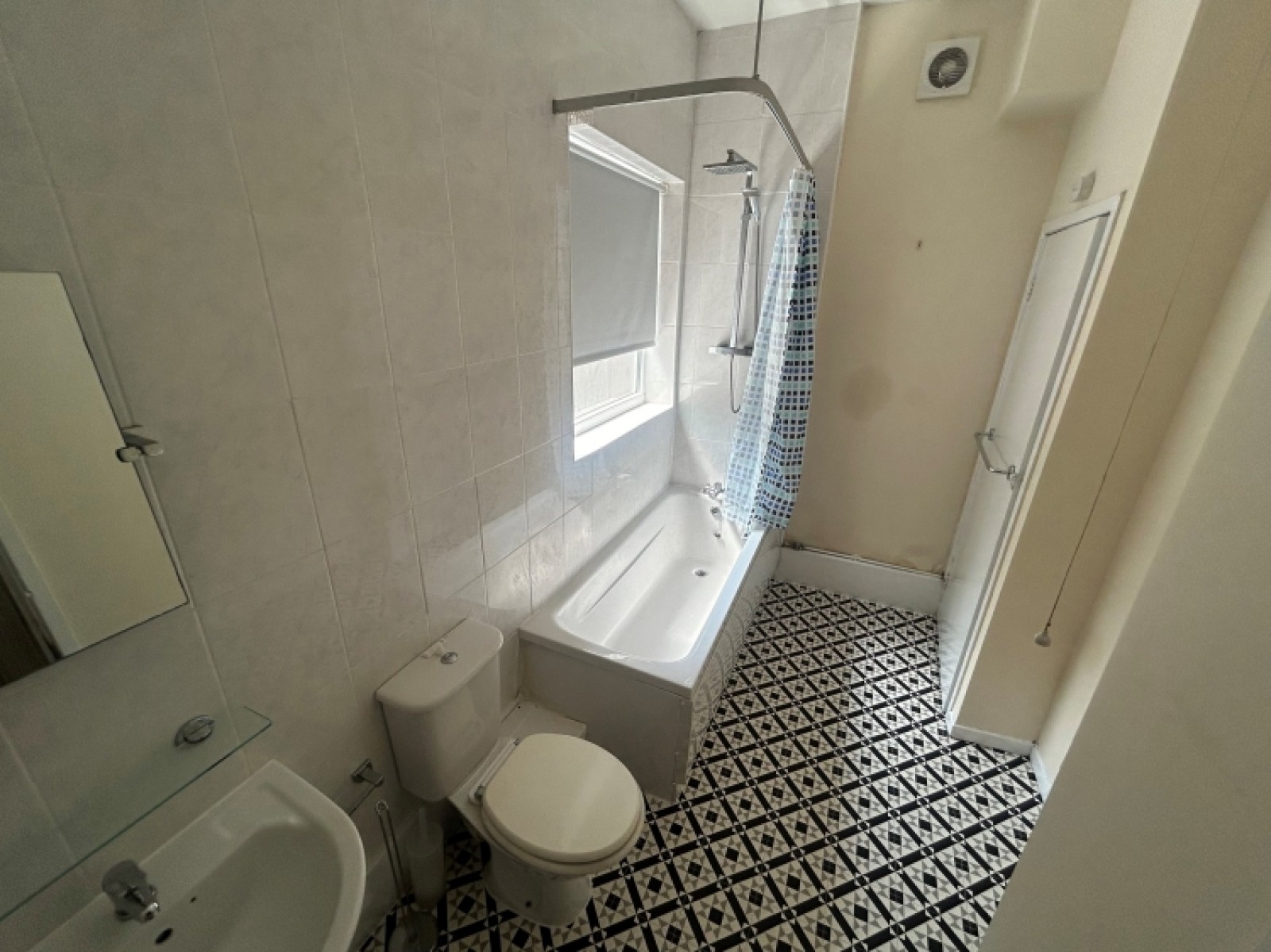 Images for 38 Oaklands Road, Wolverhampton, West Midlands, WV3 0DS, UK