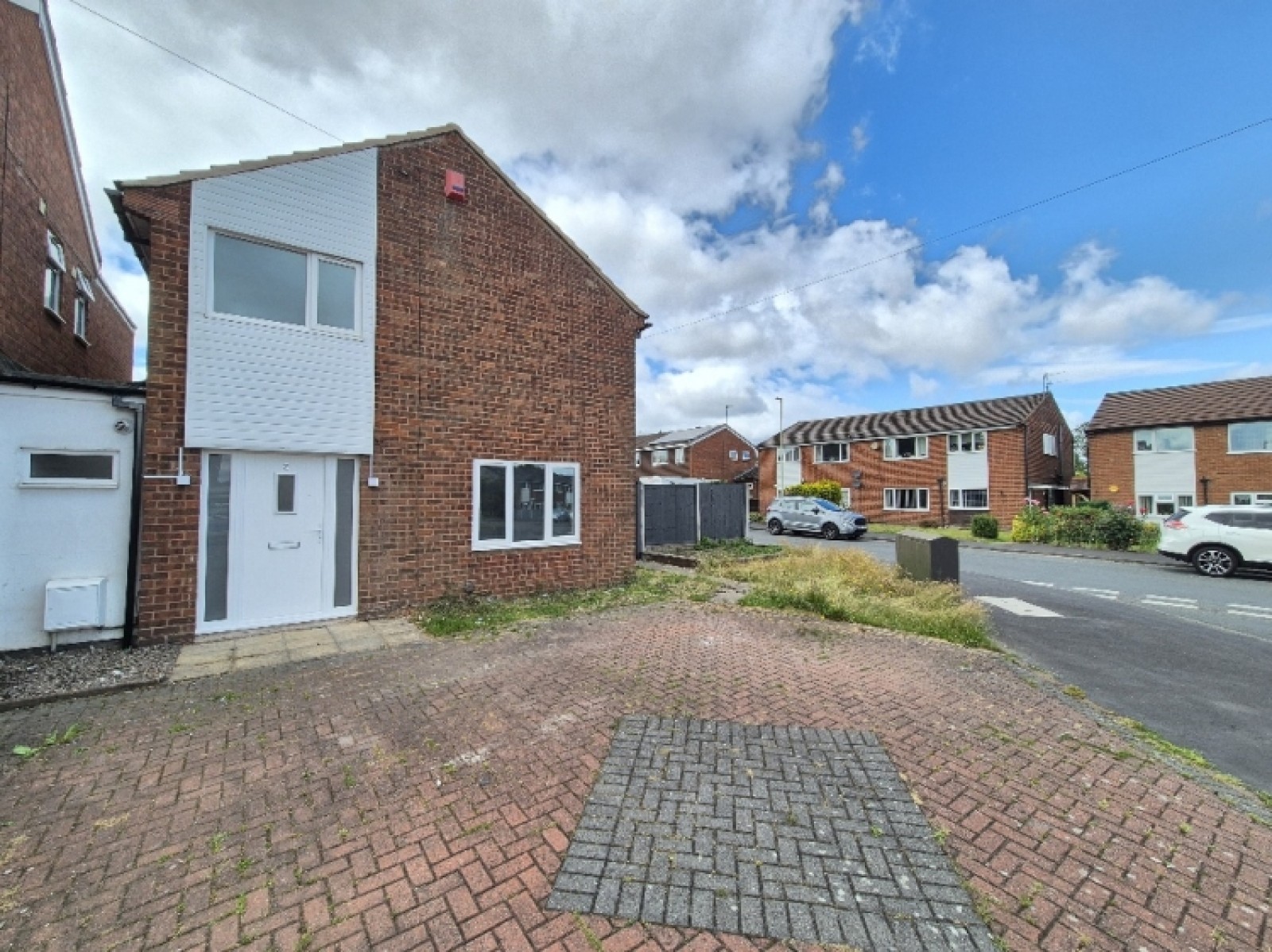 Images for 2 Leafield Gardens, Halesowen, West Midlands, B62 8LX, UK
