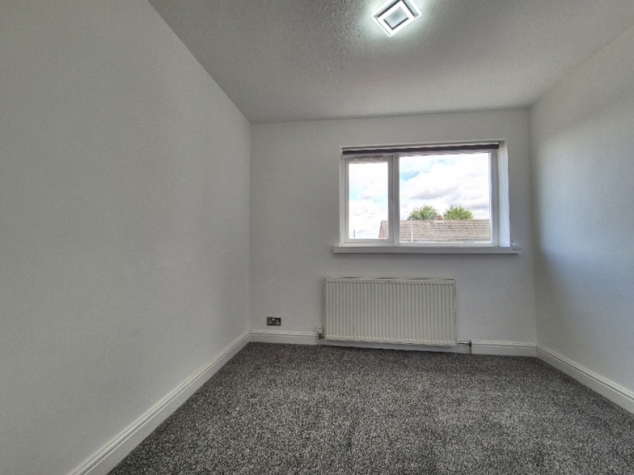 Images for 2 Leafield Gardens, Halesowen, West Midlands, B62 8LX, UK