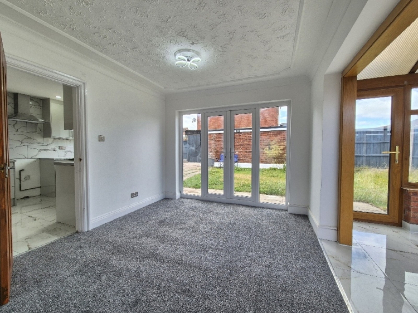 Images for 2 Leafield Gardens, Halesowen, West Midlands, B62 8LX, UK