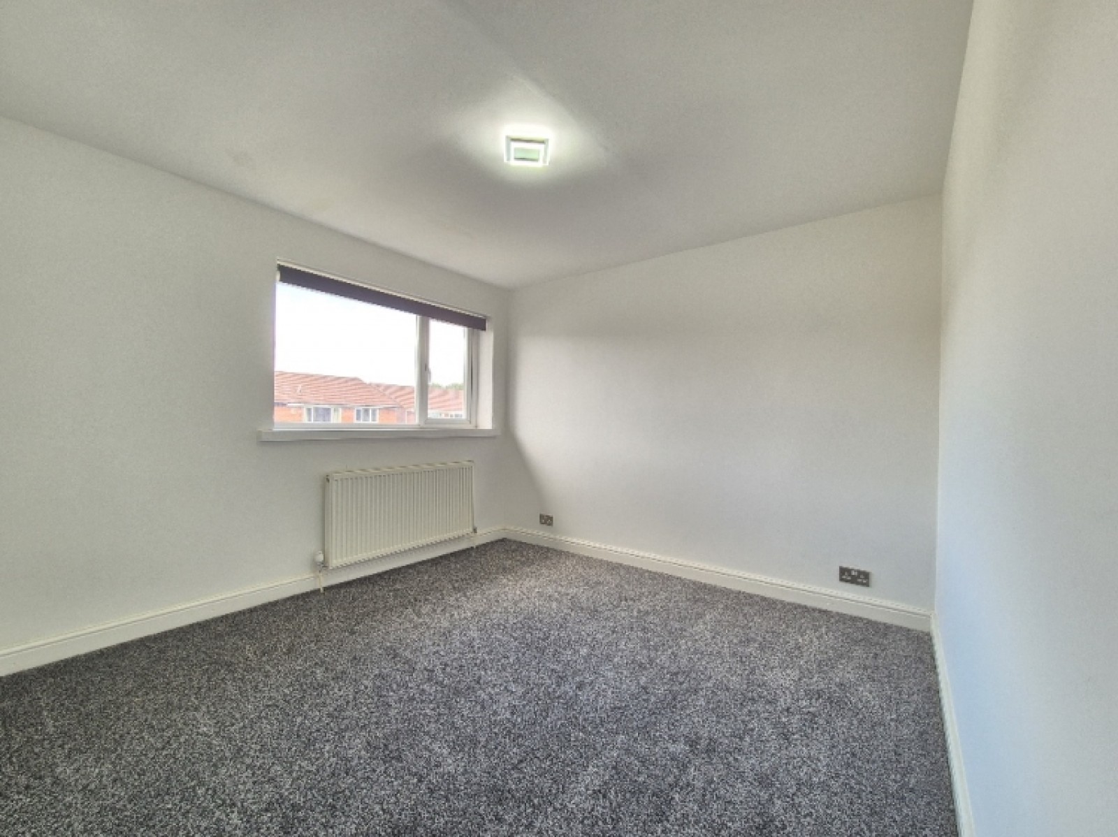 Images for 2 Leafield Gardens, Halesowen, West Midlands, B62 8LX, UK