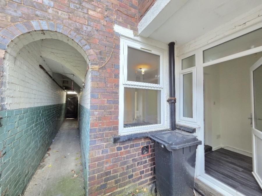 Images for 116 New John Street, Halesowen, West Midlands, B62 8HL, UK