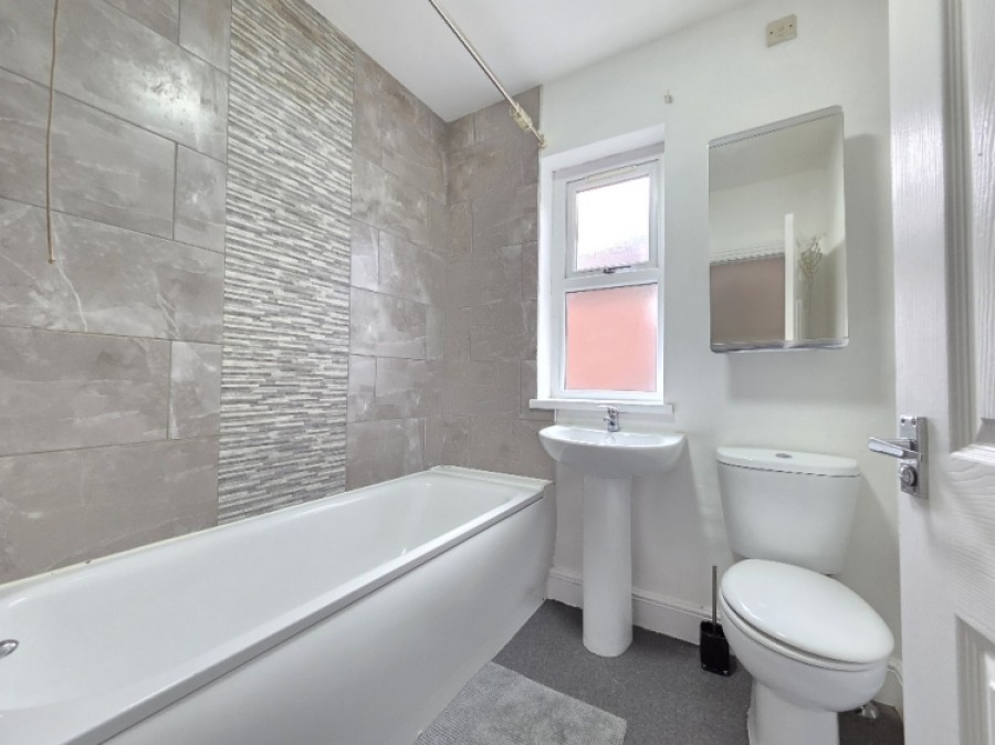 Images for 116 New John Street, Halesowen, West Midlands, B62 8HL, UK