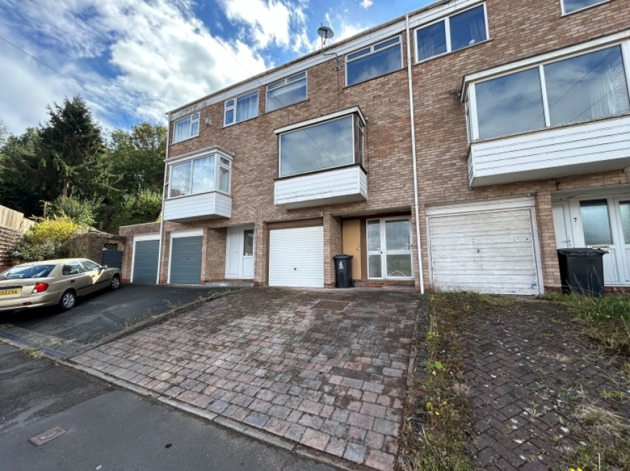 Images for 6 Woodleigh Close, Halesowen, West Midlands, B63 3QA, UK