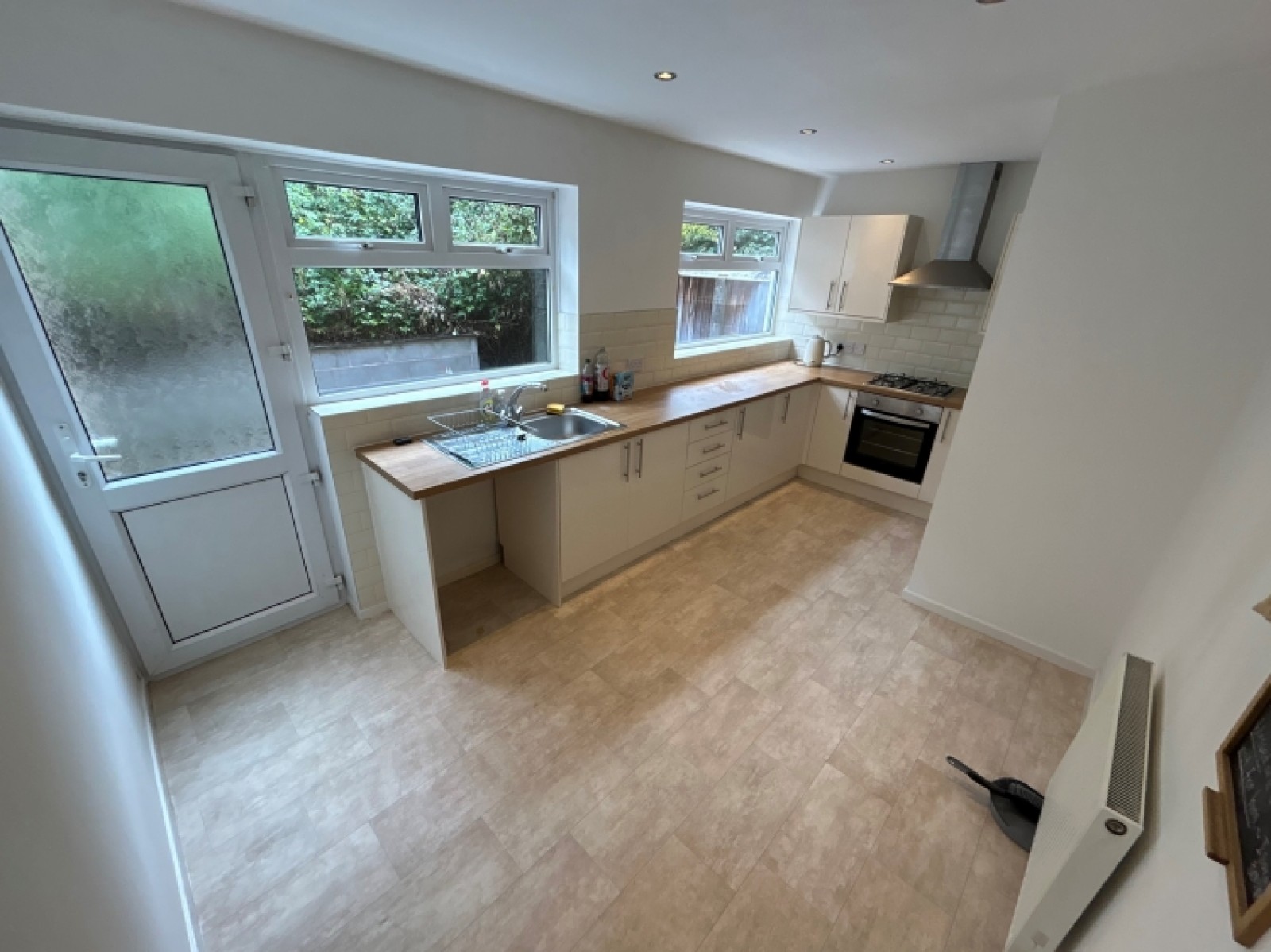 Images for 6 Woodleigh Close, Halesowen, West Midlands, B63 3QA, UK