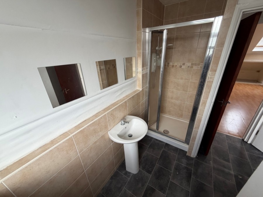 Images for Flat 3a Clarage House, Long Lane, Halesowen, West Midlands, B62 9LA, UK