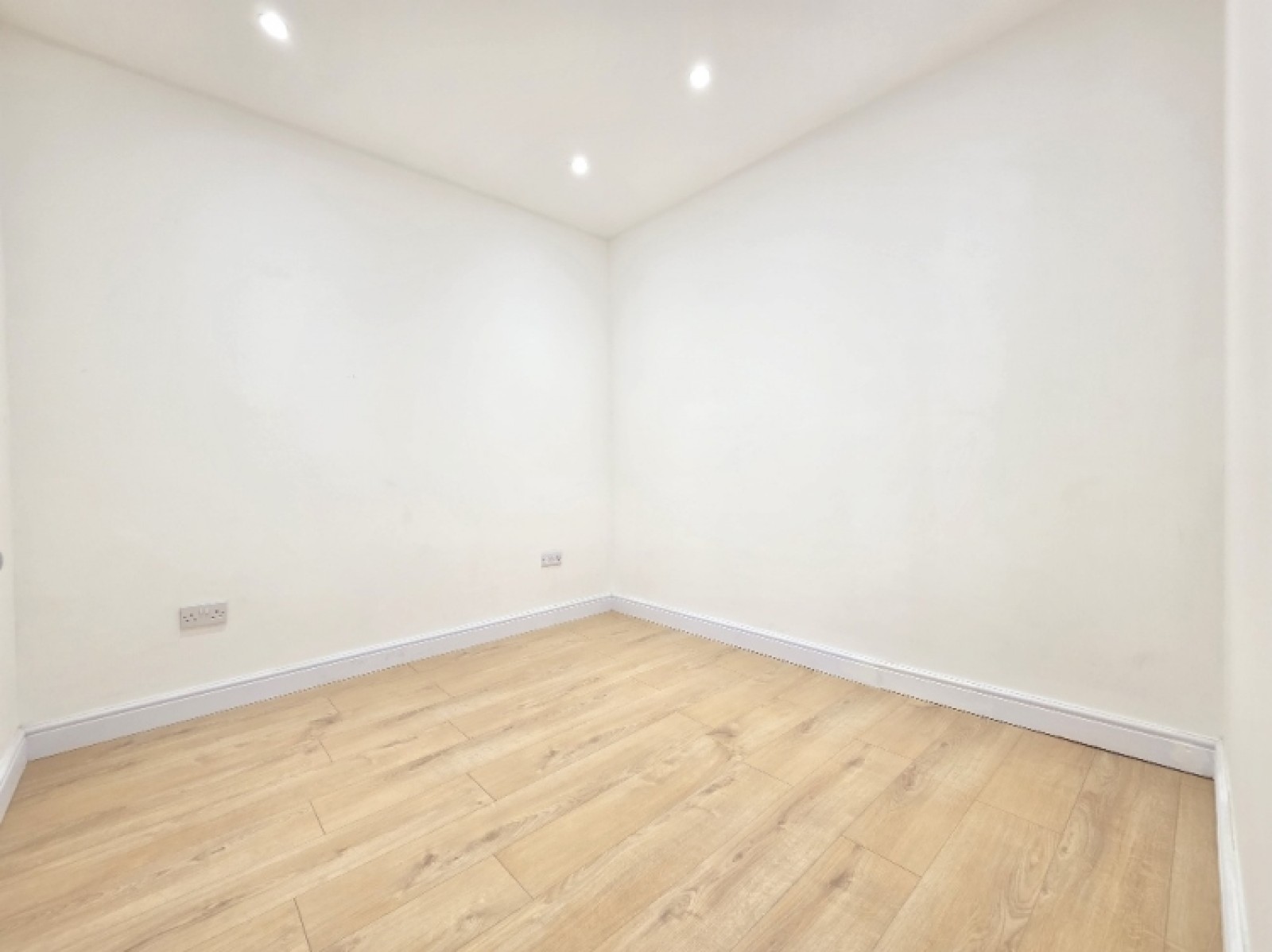 Images for Flat 2 22 Melbourne Road, Halesowen, West Midlands, B63 3NB, UK