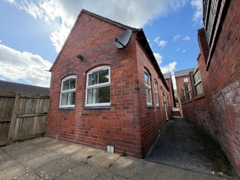23b Upper High Street, Cradley Heath, West Midlands, B64 5HX, UK