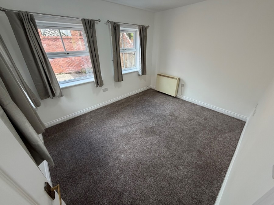 Images for 23b Upper High Street, Cradley Heath, West Midlands, B64 5HX, UK