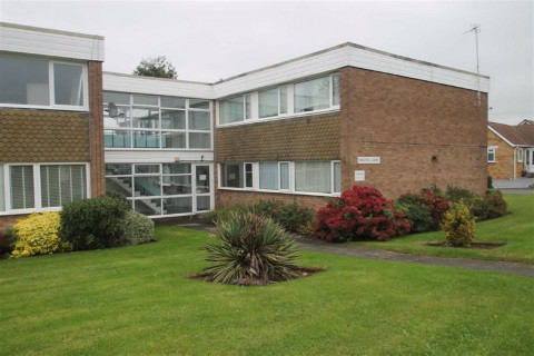 Middlefield Gardens, Halesowen, West Midlands, B62