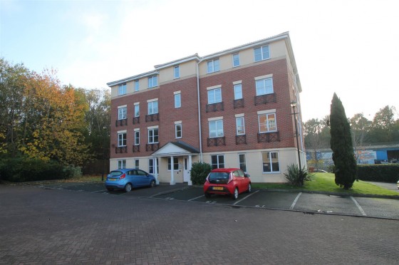 View Full Details for Elbow Street, Cradley Heath