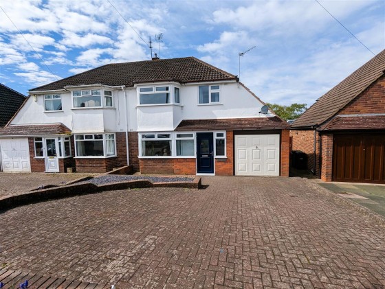 View Full Details for Thornhill Road, Halesowen