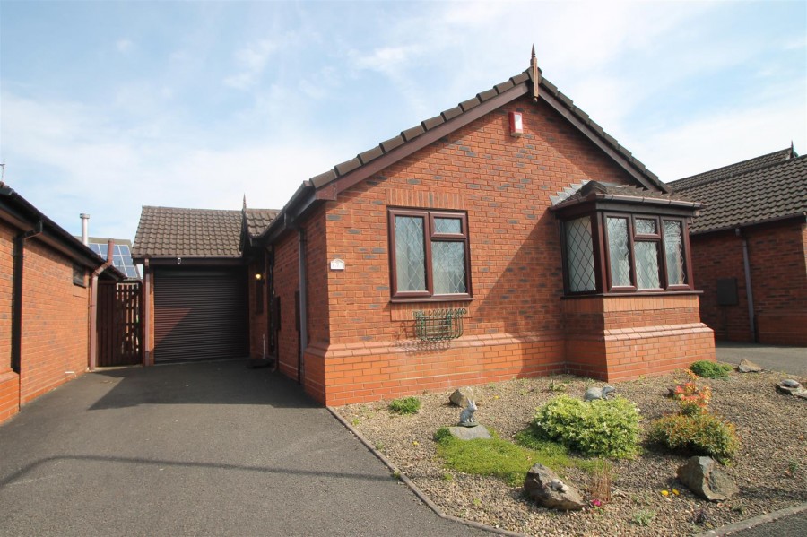 Images for Spinners End Drive, Cradley Heath