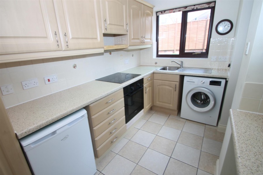 Images for Spinners End Drive, Cradley Heath
