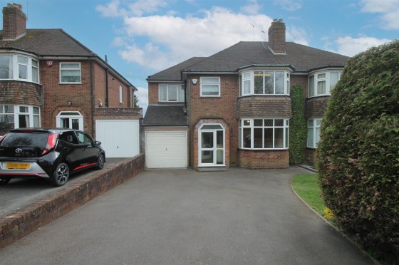 View Full Details for Manor Abbey Road, Halesowen