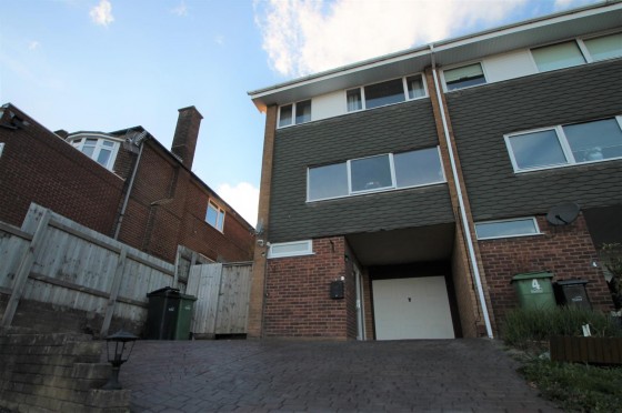 View Full Details for Hunnington Crescent, Halesowen