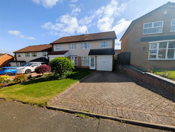 View Full Details for Sidlaw Close, Halesowen
