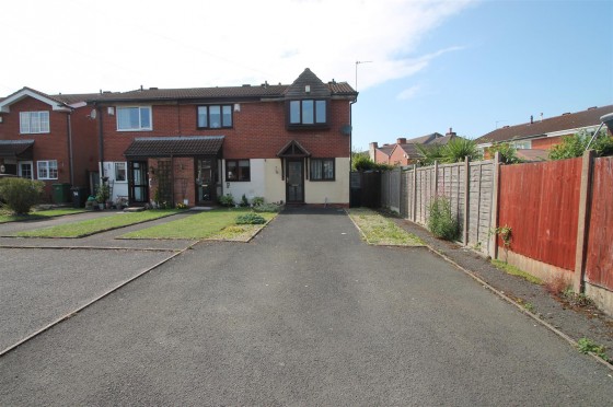 View Full Details for Clifton Road, Halesowen